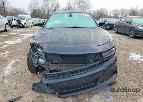 2018 Dodge Charger Gt z USA, uszkodzony, nr VIN 2C3CDXJG9JH324197